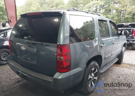 2008 Chevrolet Tahoe Ls из США, поврежденный, VIN 1GNFC13C68R202479